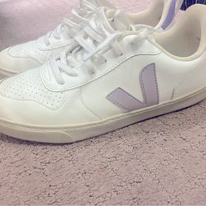 Veja Sneakers size 38 (girls 6.5)